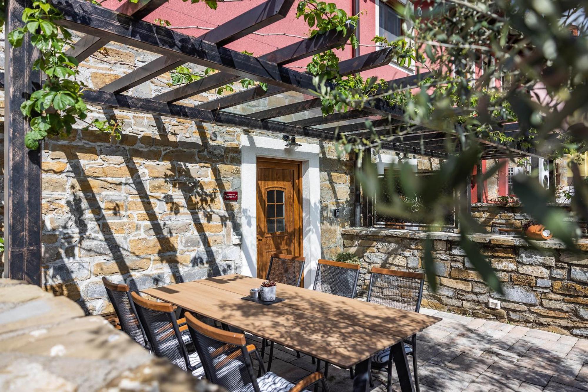 Ferienwohnung Tourist Farm RED FAIRYTALE Marezige Zimmer foto